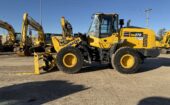 Used  KOMATSU WA270-8