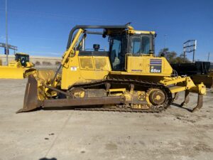 Used  KOMATSU D65EX-18