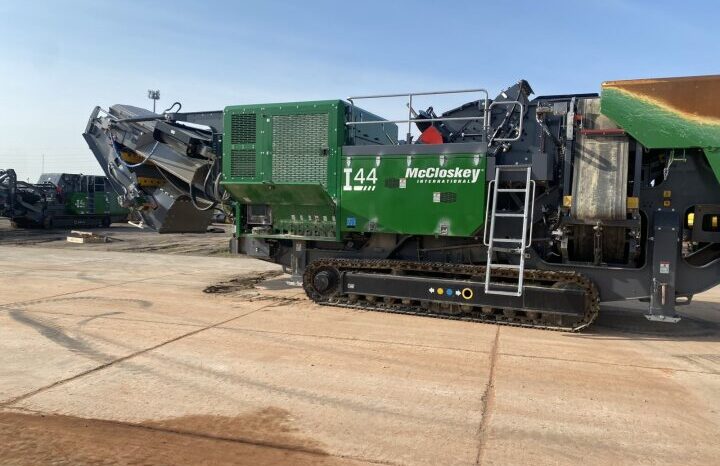 Used  MCCLOSKEY INTERNATIONAL LIMITED I44V3