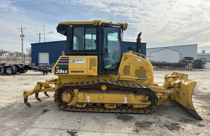 Used  KOMATSU D39EX-24