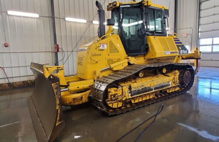 Used  KOMATSU D61EX-24
