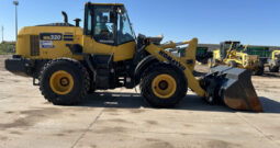 Used KOMATSU WA320-8