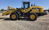 Used  KOMATSU WA320-8