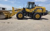 Used  KOMATSU WA320-8