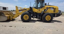 Used  KOMATSU WA320-8